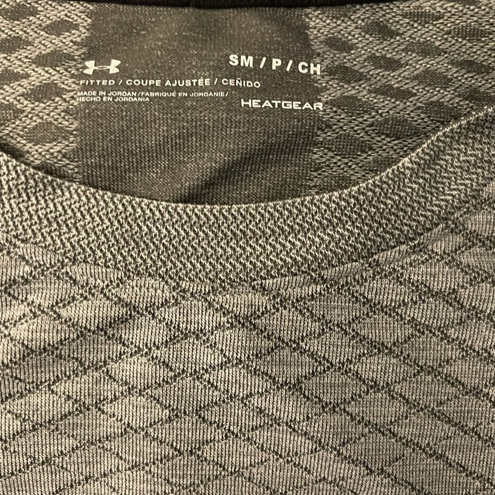 Tshirt - Picture 3 of 3